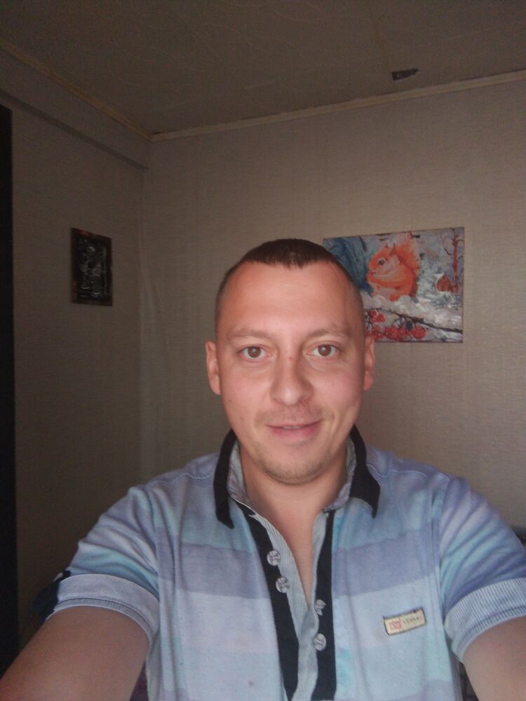  45600281  , 32 ,    