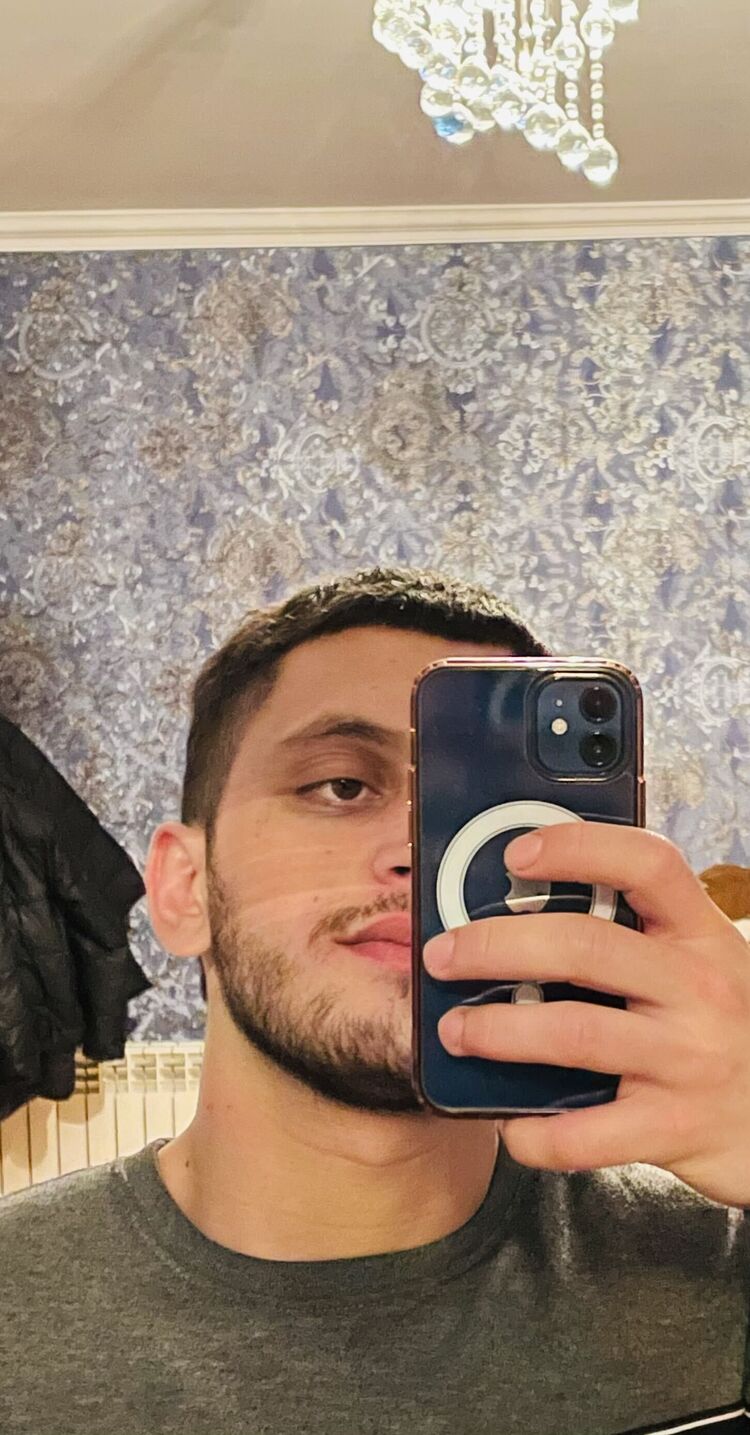  43386171  , 21 ,    