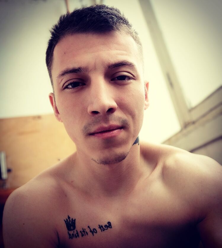  -,   , 33 ,  