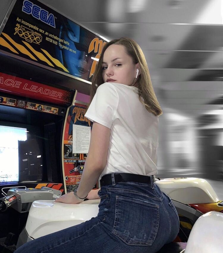 ���� 42454571 ������� �����, 23 ����, ���� ���������� � ������