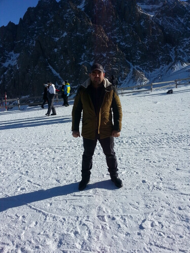  14710481  Nodir, 41 ,    