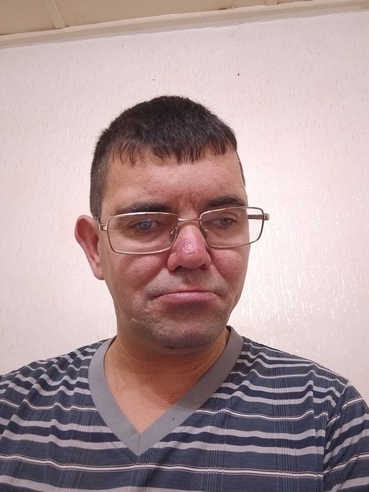  48243351  , 44 ,    