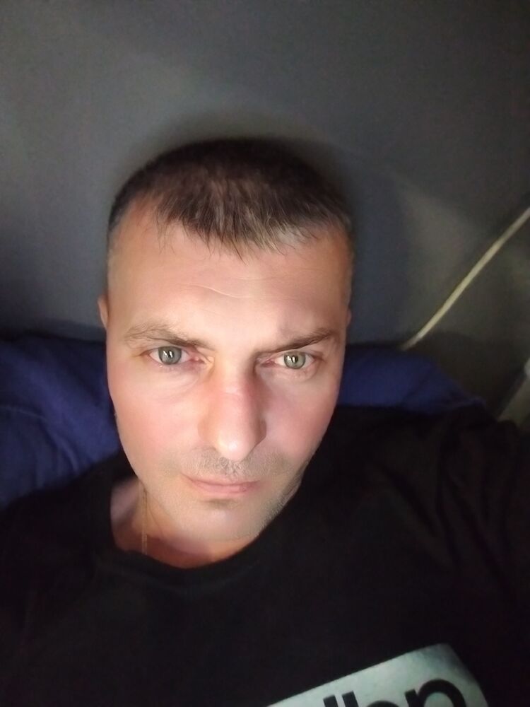  50335561  Igor, 39 ,     