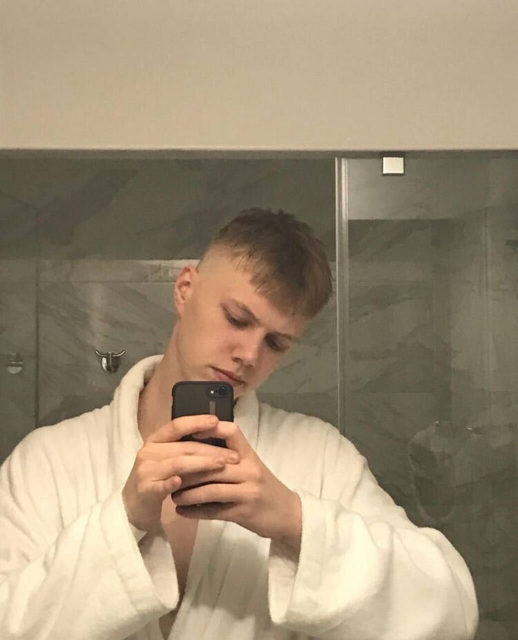 ���� 52587941 ����� �����, 18 ���, ���� ���������� � ����������