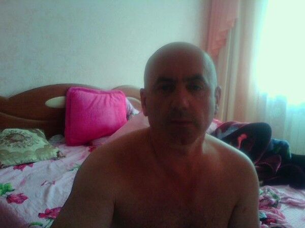  ,   Igor, 54 ,   