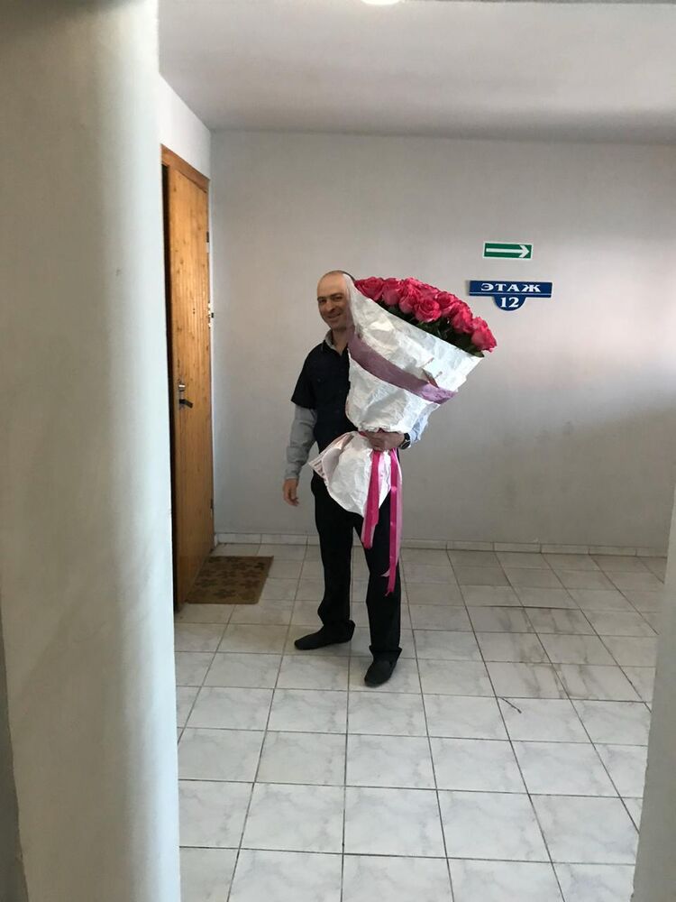  --,   , 44 ,     , c 