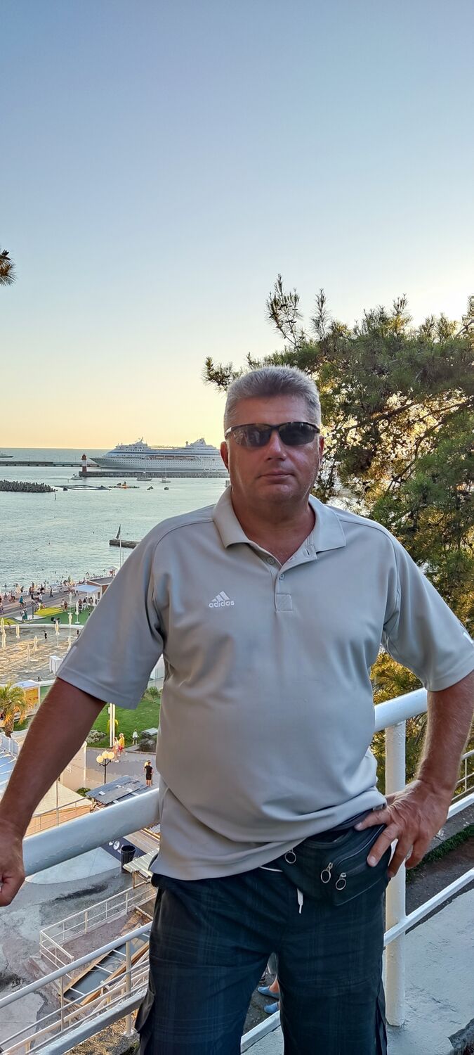  51591101  Igor, 58 ,    