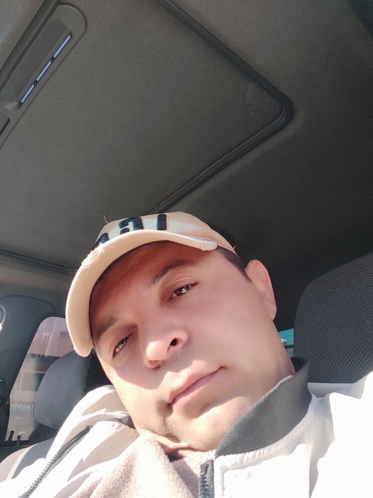  33321971  Hayotjon, 33 ,    