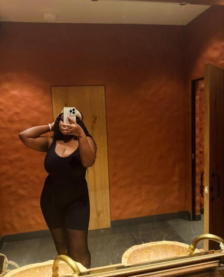  ,   Emily, 33 ,   ,   