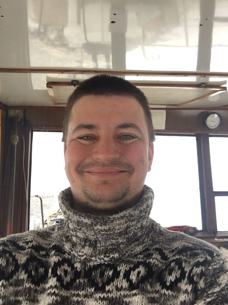  31710831  , 42 ,    