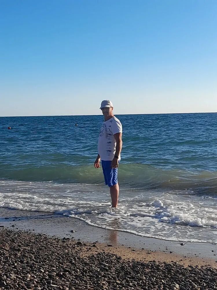  53351201  Alex, 58 ,     