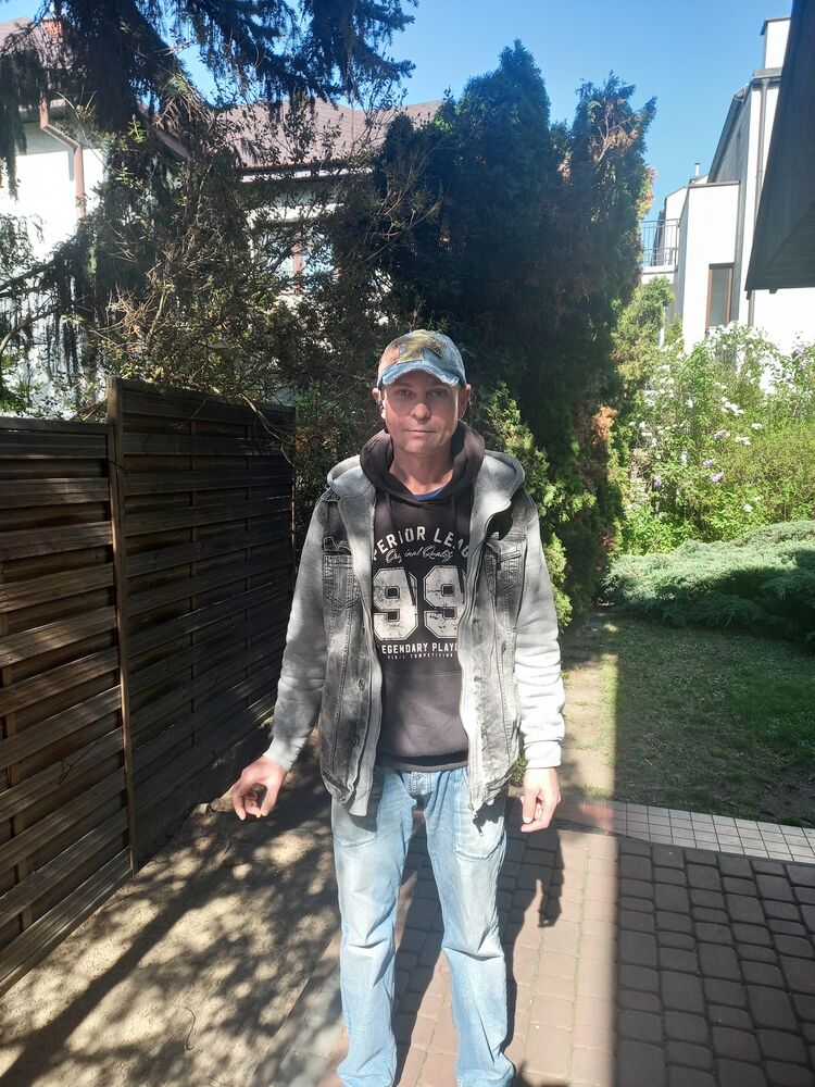  Airway Heights,   Serhii, 43 ,   ,   