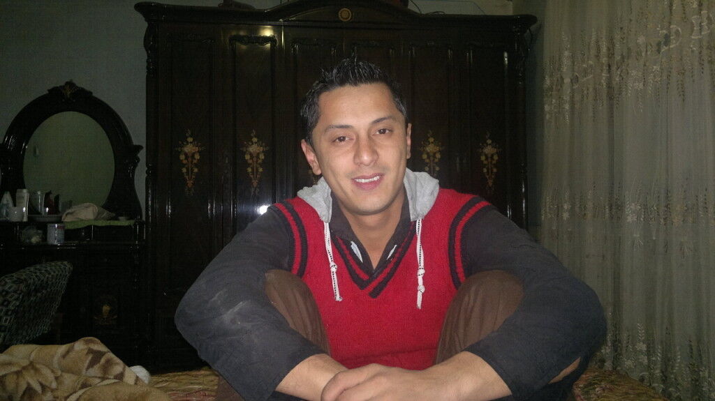  5208341  Olim, 38 ,    -