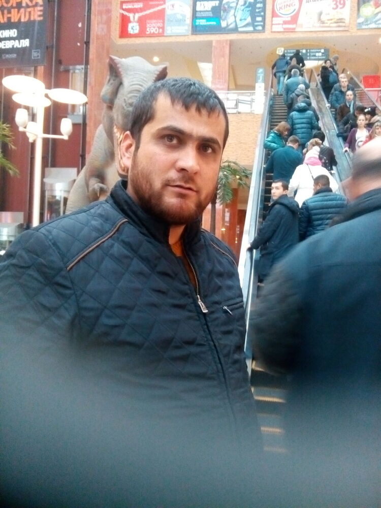  ,   Askar, 37 ,   