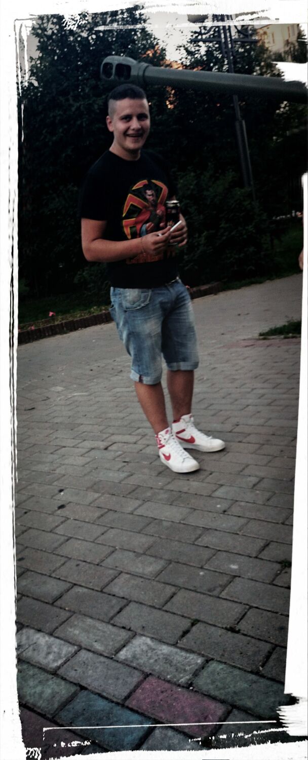  ,   DMITRY, 33 ,   