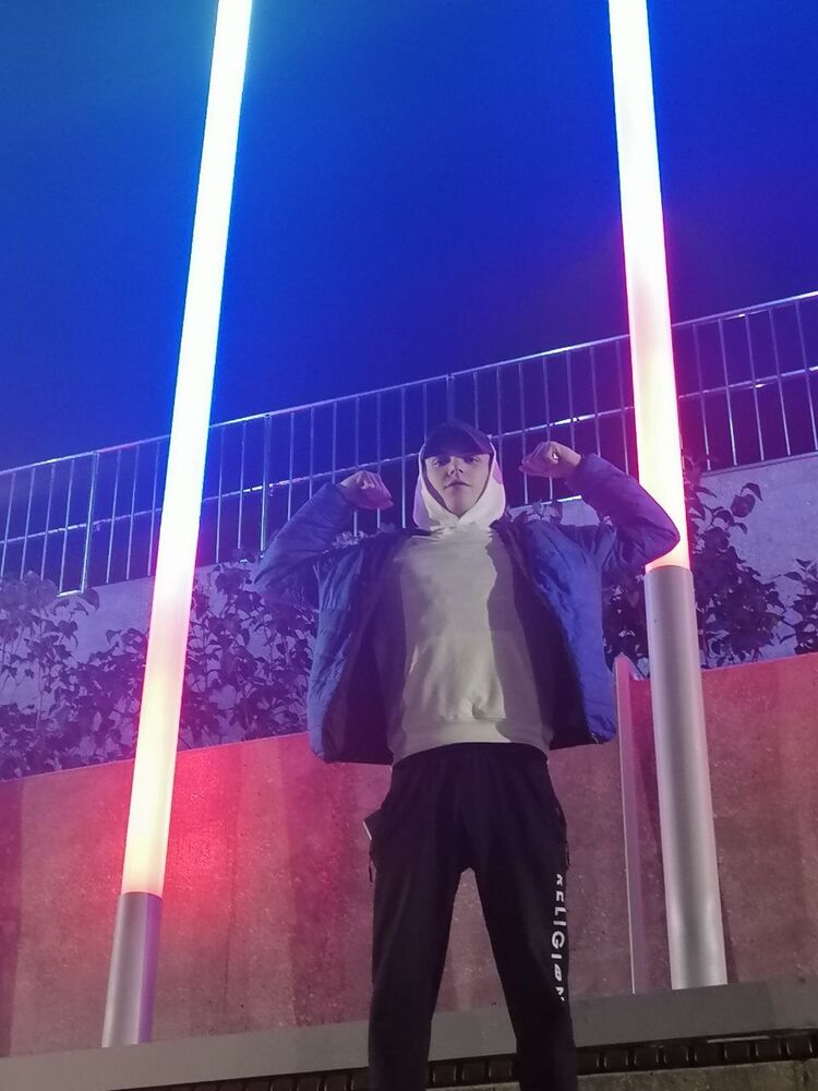  46288241  , 20 ,    