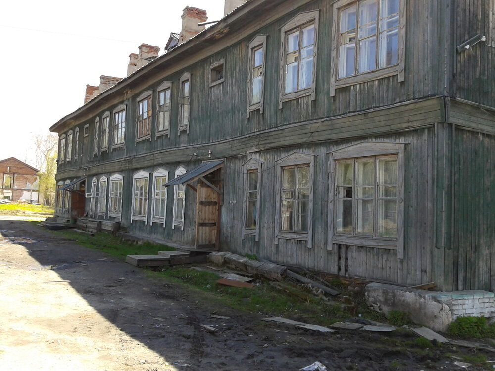 5797071  Aleksei, 48 ,    