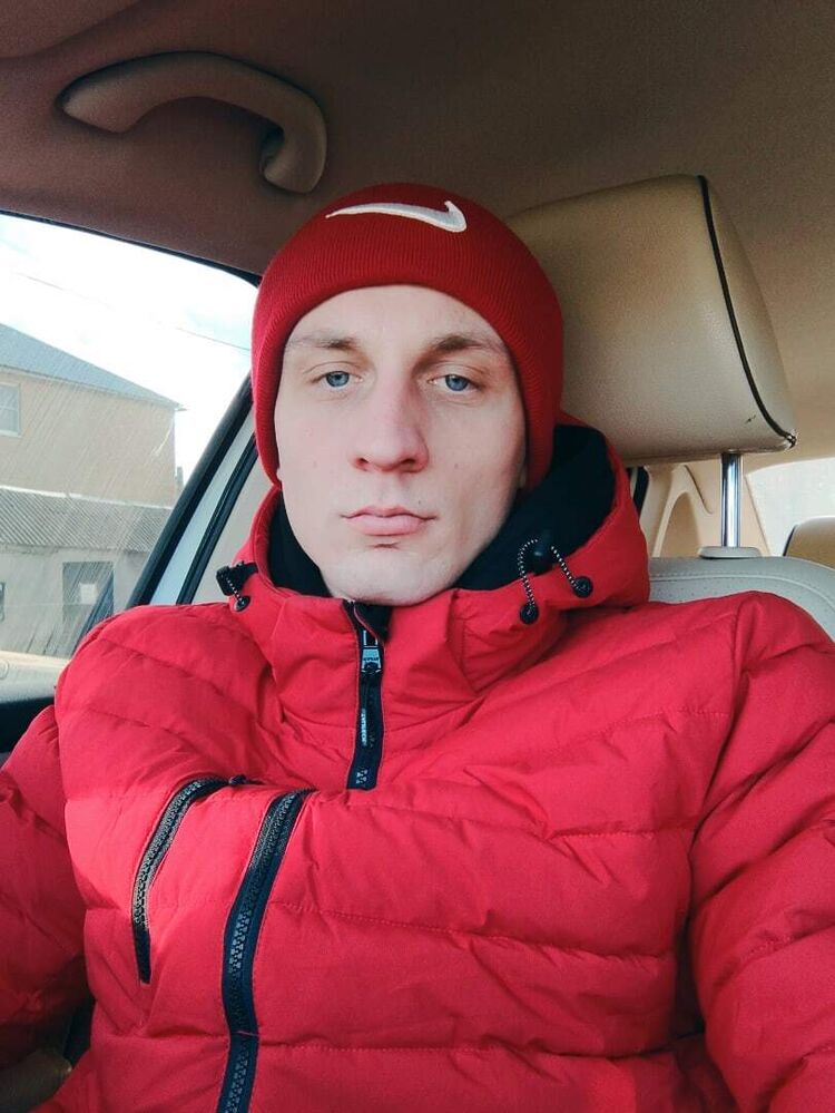  34789771  Vlad, 29 ,    