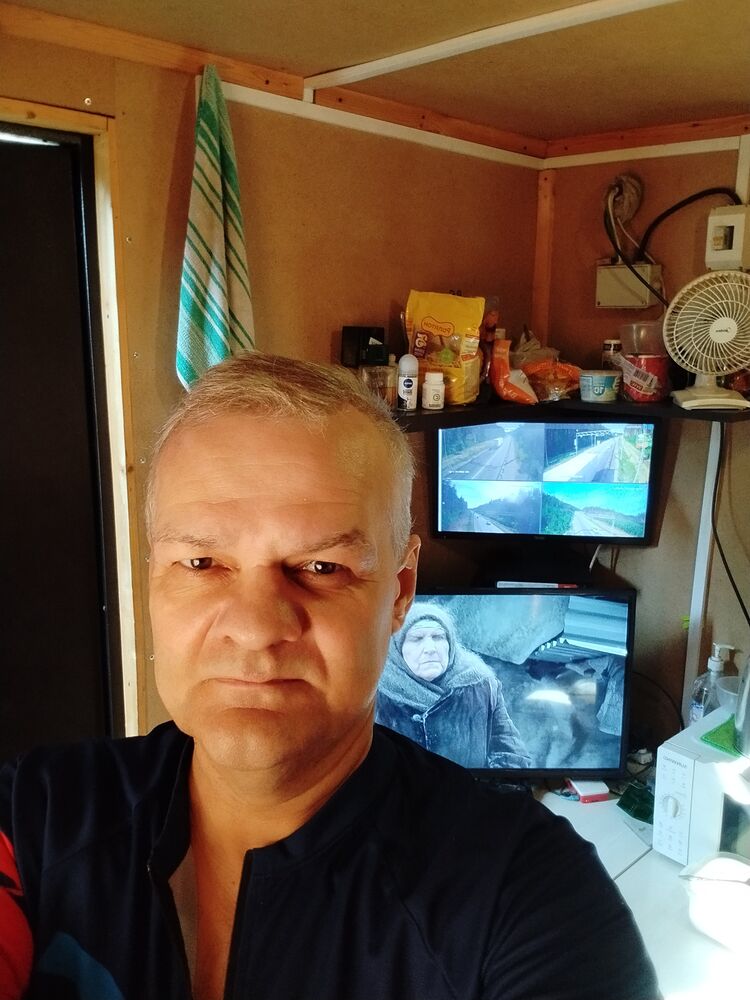 43948851  , 53 ,     