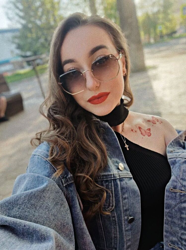  53587831  , 28 ,    