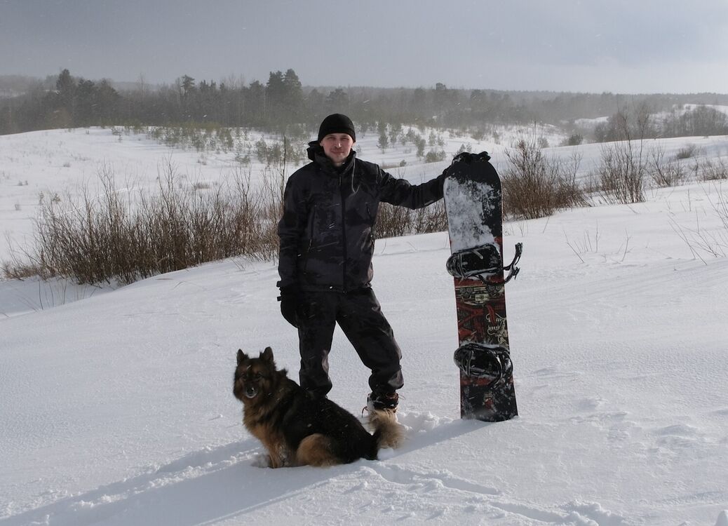  33338831  Mihail, 43 ,    