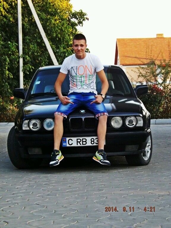  5005991  Andrei, 29 ,    