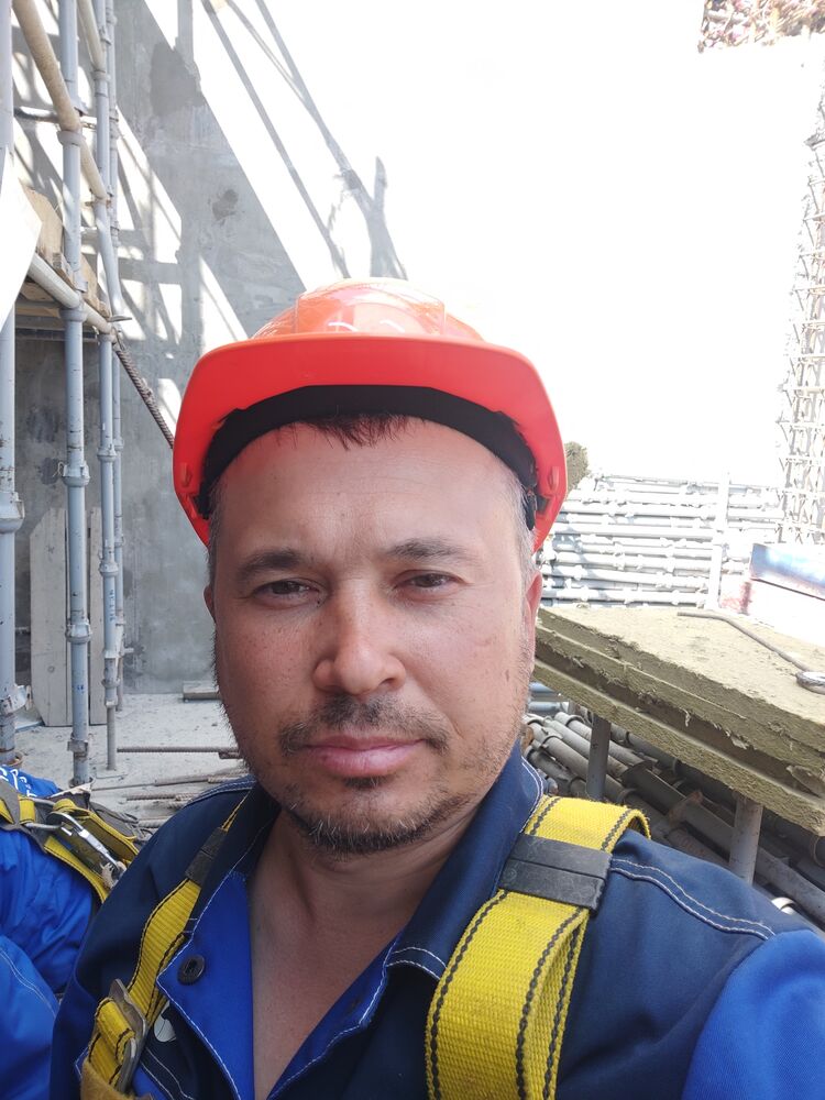  52968441  Pavel, 41 ,    