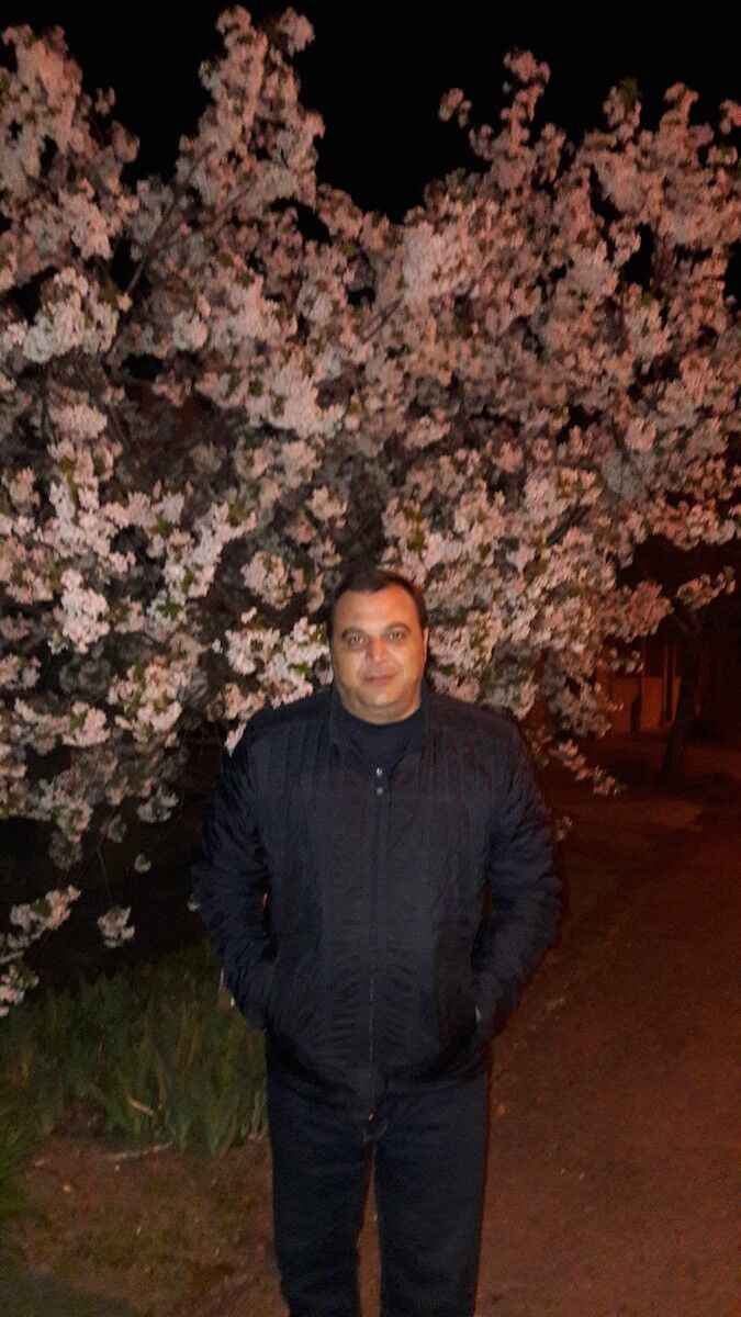  9334291  ASHOT, 51 ,    