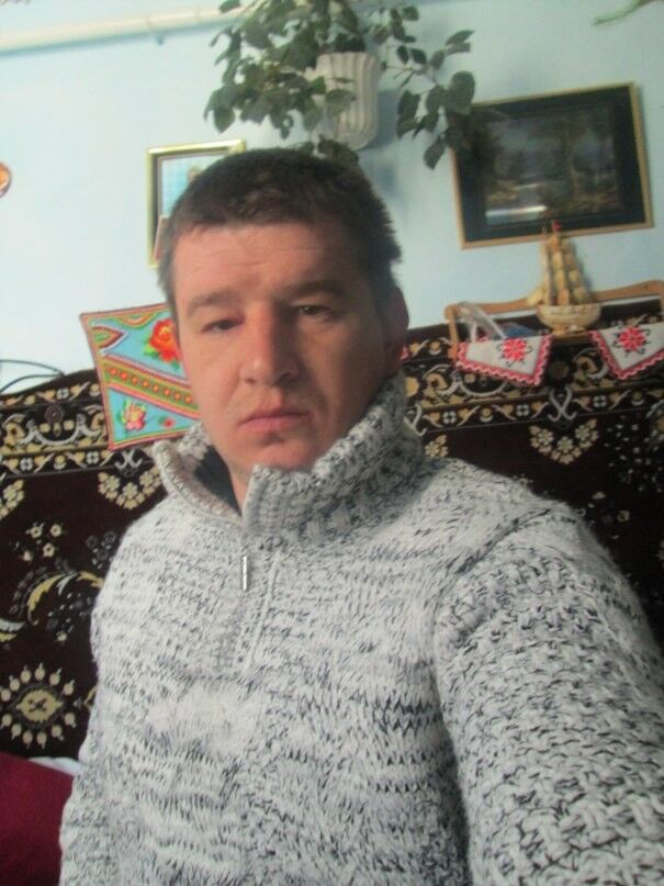  9235461  Lyjney, 39 ,    -