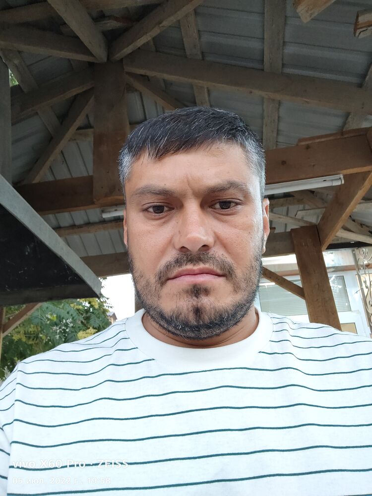  46717971  Anvar, 39 ,    
