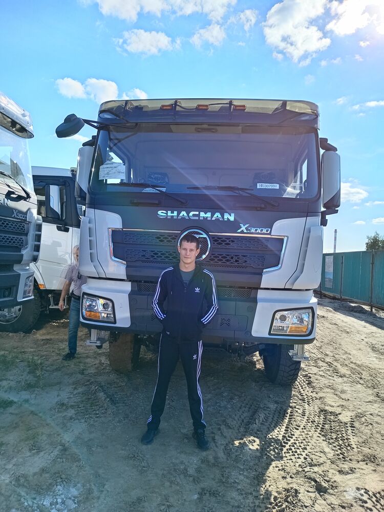  39085471  , 27 ,    