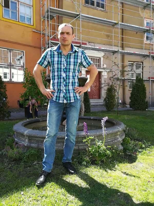  ,   Aleksei, 46 ,   ,   , c , 