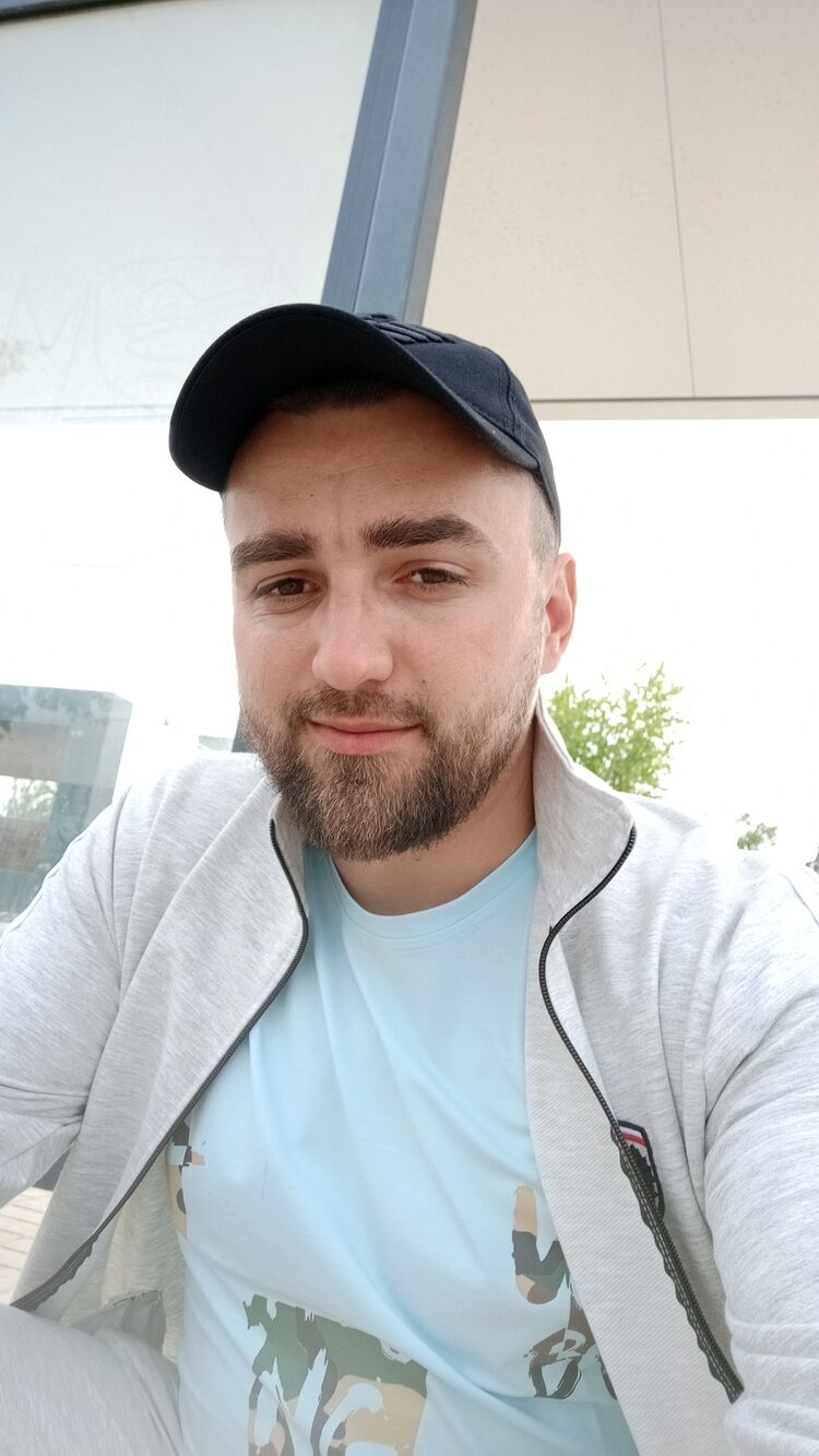  38728401  , 31 ,    