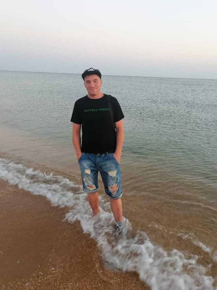  39194531  , 36 ,    -