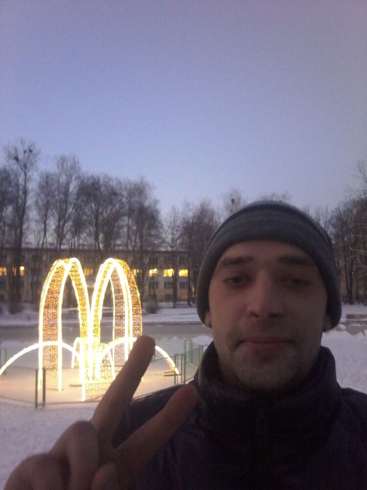  ,   Andrej, 37 ,   ,   , c 