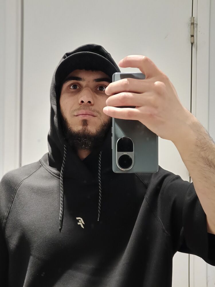  52310481  ALI, 30 ,    