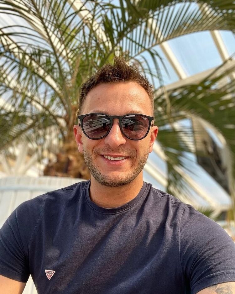 ���� 54298911 ����� ����, 23 ����, ���� ���������� � �����