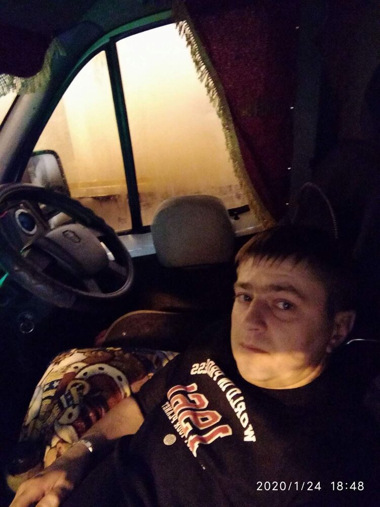  23706911  , 44 ,    