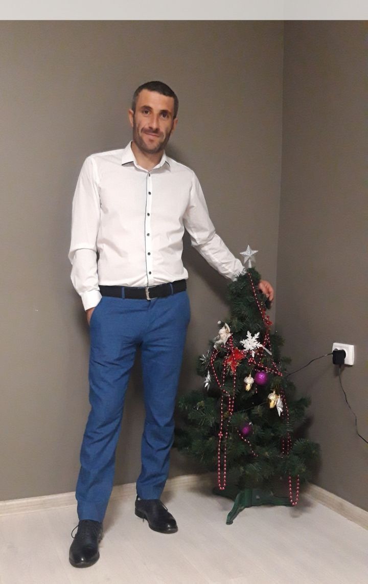  ,   Mark, 39 ,   ,   