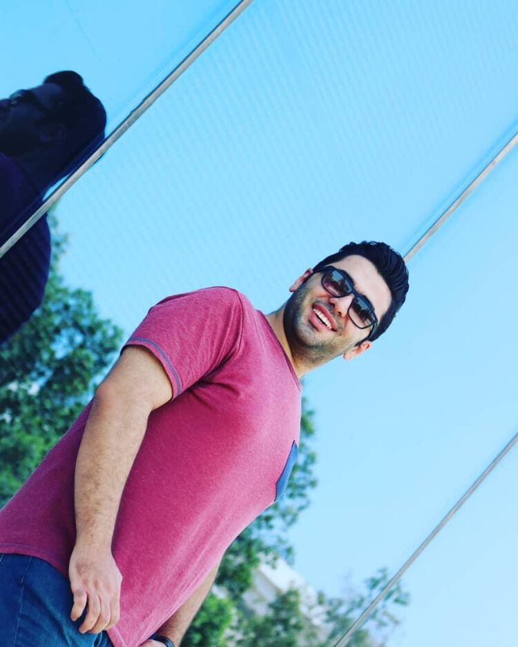 -,   Arash, 30 ,   ,   