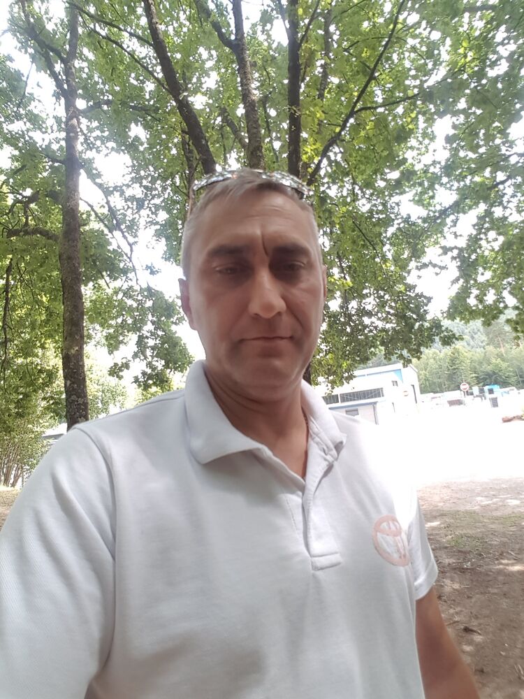  49307011  Sergej, 47 ,    