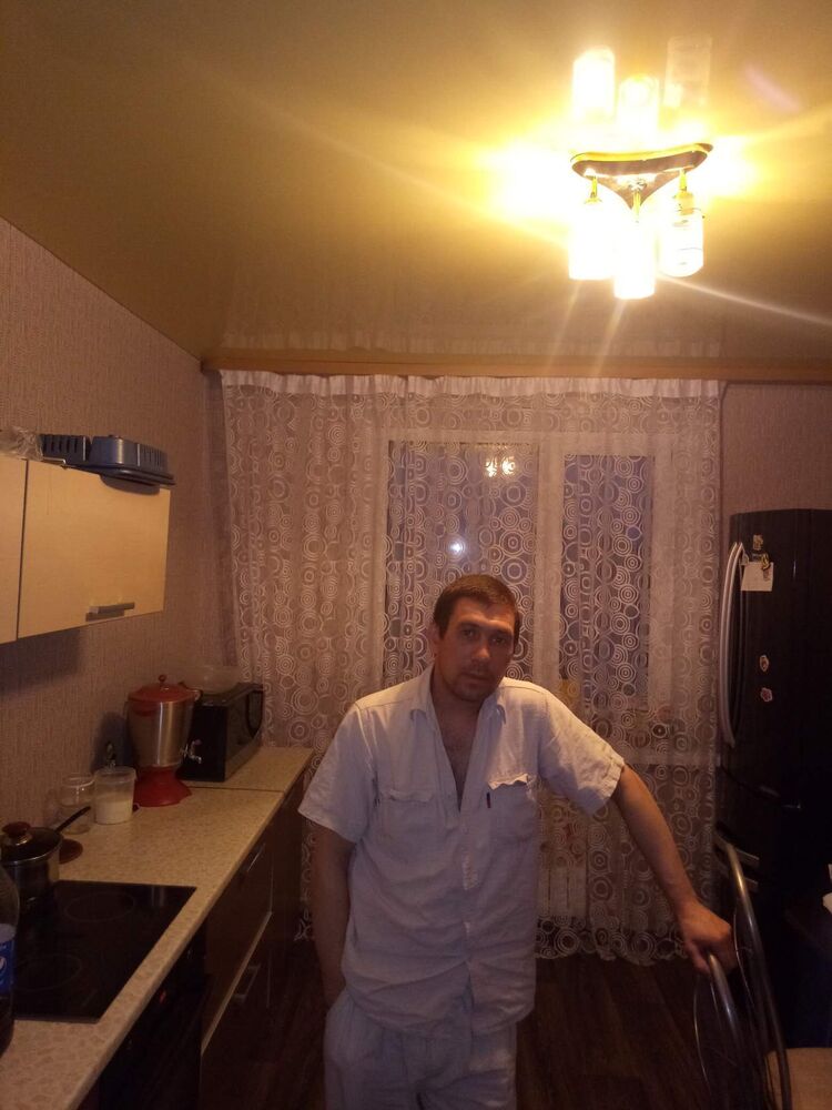  ,   Rustam, 40 ,   ,   , c 