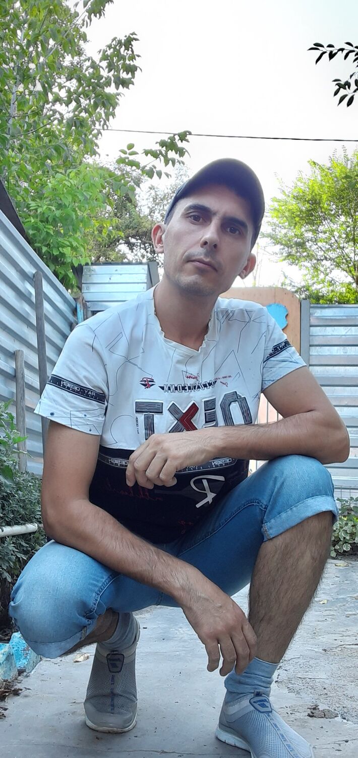  24832501  , 44 ,     