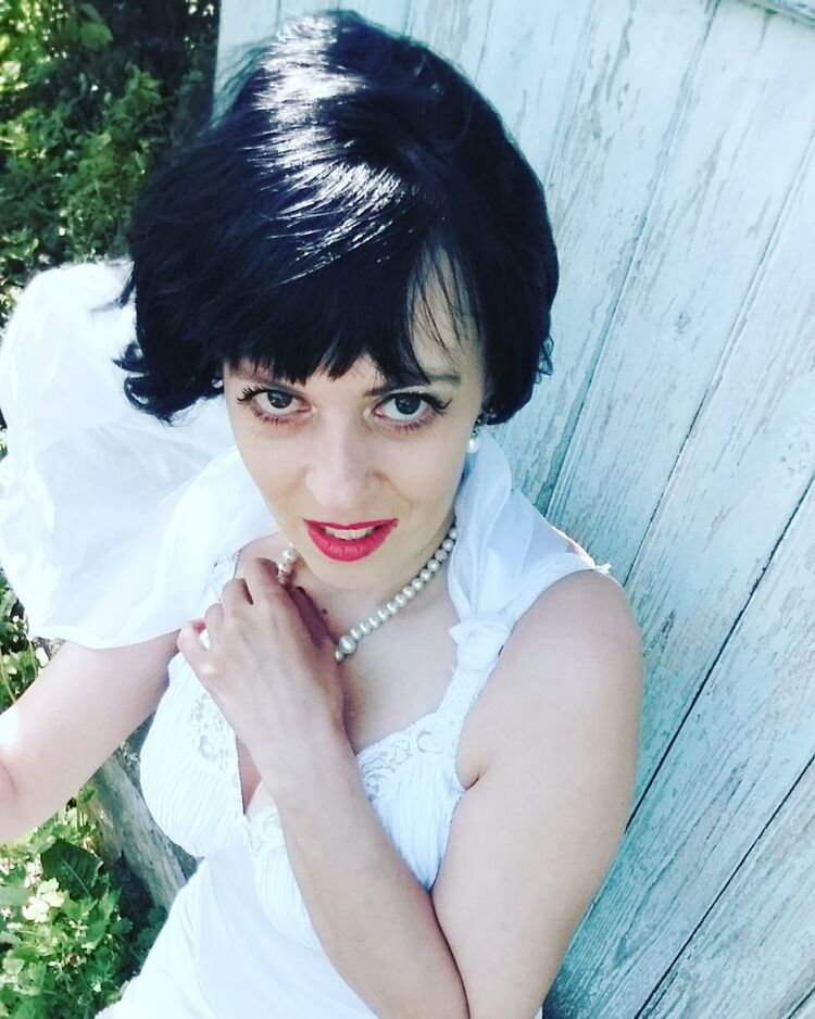  48208881  , 27 ,    -