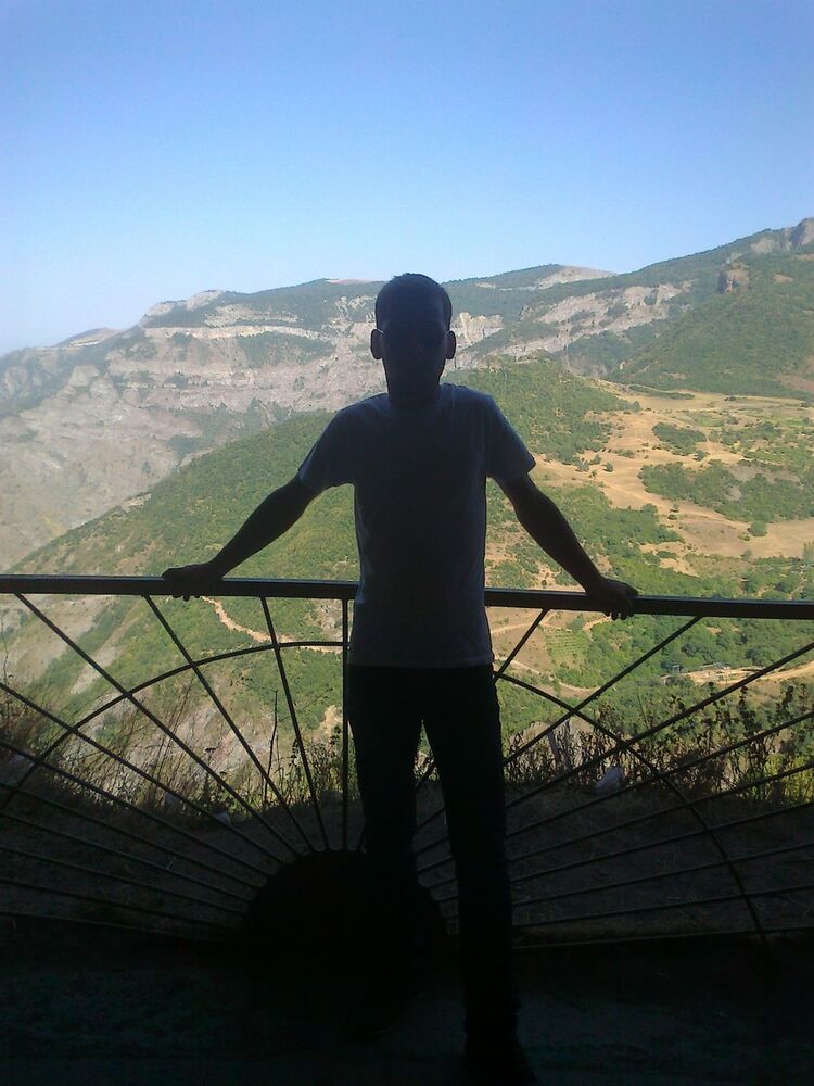  5174491  Aram, 34 ,    