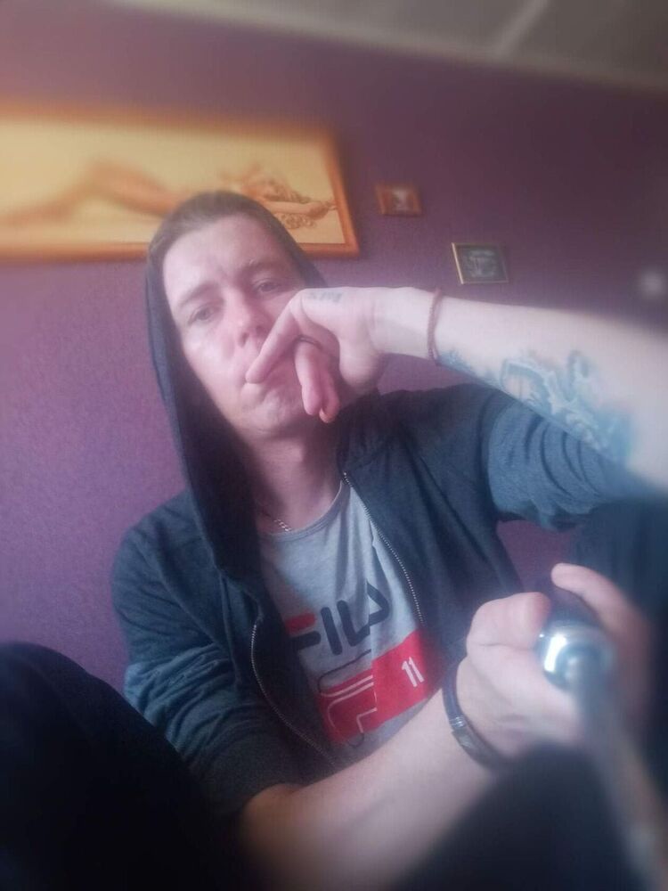  35734281  , 40 ,    