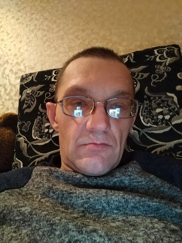  43831431  , 45 ,    