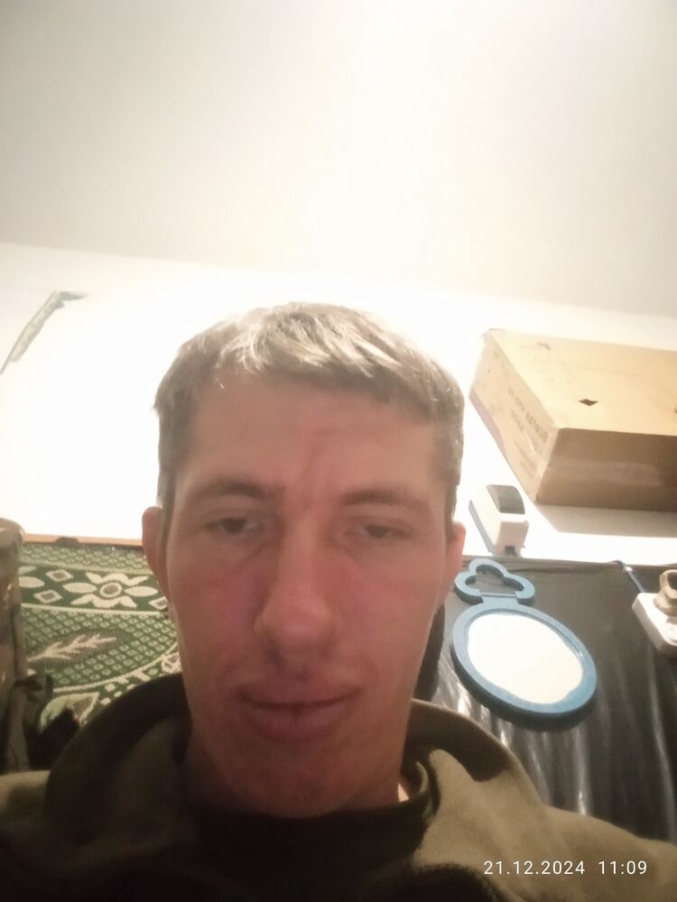  48379511  , 33 ,    
