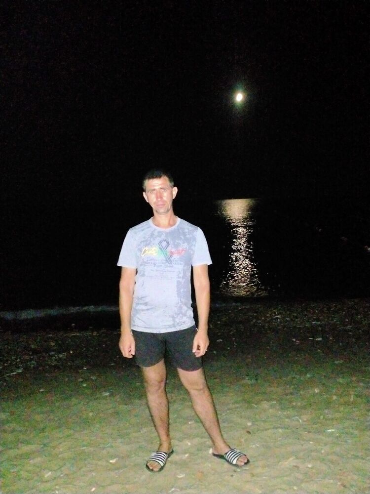  --,   , 39 ,     , c 