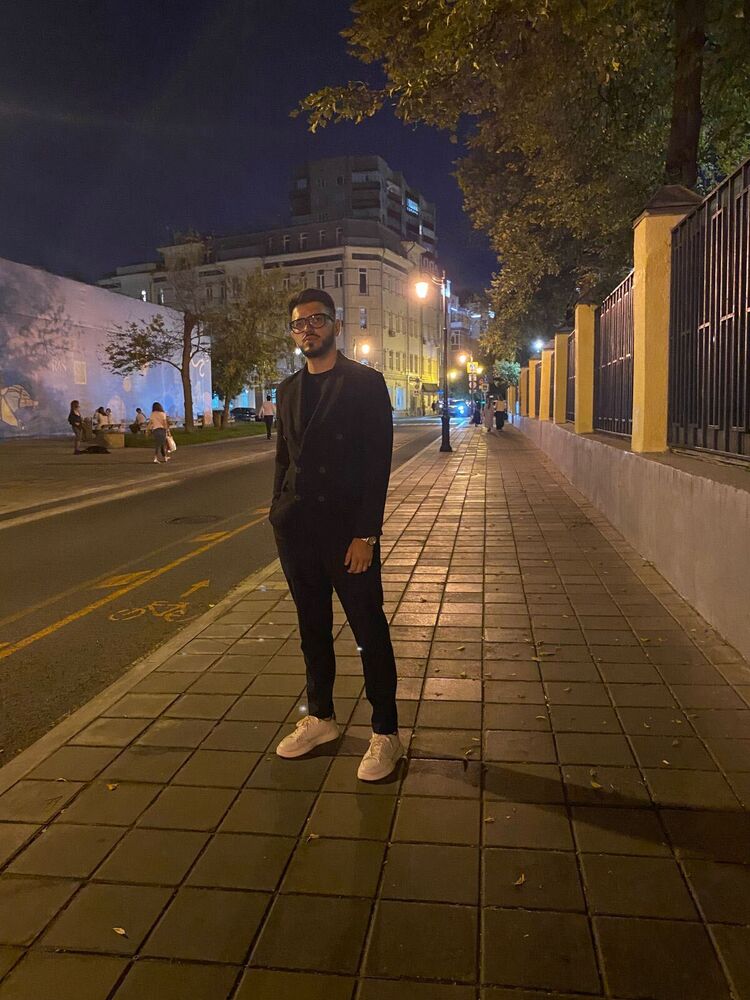  ,   Tim, 37 ,   ,   